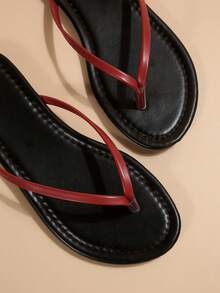 复古人字拖平底凉鞋，轻盈透气，休闲百搭，舒适透气，适合旅行和海滩穿着 - 黑色 - 查看 4