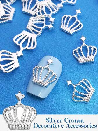 20 de bucăți noi, fermecătoare, în stil japonez Y2K, simple, de lux, din aliaj de argint, cu coroană, bijuterii pentru unghii, accesorii decorative pentru unghii 3D, foarte fermecătoare, cu coroană din aliaj, unghii false DIY fără parfum, bijuterii pentru unghii lucrate manual și accesorii pentru huse de telefon, pietre și decorațiuni pentru unghii.