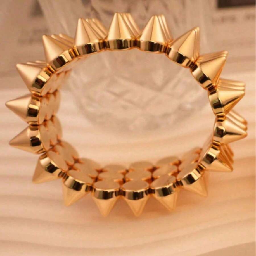 1pc/Set Punk Style Rivet Spikes Bracelet, Unisex Silver-Color Edgy Rivet Cuff Bracelet For Everyday, Party, Music Festival Wear - Gold - View 1