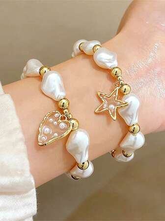 1/2 piezas Pulsera de perlas barrocas vintage, pulsera con colgante de corazón y estrella de diseño pequeño, accesorio de joyería personalizada adecuado para atuendo diario, citas, fiestas, regalo de vacaciones para mujeres