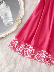 两件套撞色花卉蕾丝睡衣套装，V领半透明蝴蝶结睡裙和内裤，优雅女士睡衣 - 玫紅色 - 查看 6