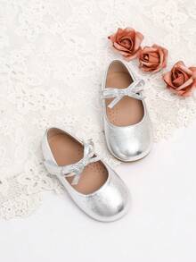 1 双新款时尚女童平底鞋，幼儿蝴蝶结鞋