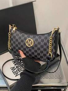 New Fashion Classic Pu Waterproof Fabric M Letter Print Design Metal Chain Decoration Shoulder Crossbody Bag. Suitable For Shopping, Purse, Students, Young Women, Office Women. Perfect For Office, College, Work, Business, Commuting, Outdoor Activities, Travelling And Picnics. - Black - View 7