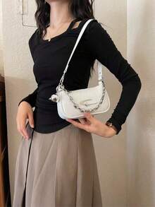 Bolso cuadrado personalizado de moda para mujer, bolso de cámara, material de PU, decoración de estrella de metal, decoración de cadena, decoración de bola, estilo atrevido, vibra metálica Y2K, adecuado para uso diario, viaje al trabajo, billetera, regalo para amigos, vacaciones, bolso de hombro para damas - Blanco - Ver 4