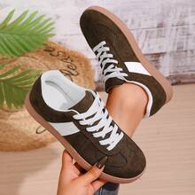 Women's White Sneakers, Casual Thick Sole Platform Shoes, Non-Slip Increase Height Leather Upper Student Shoes - Brown - View 2
