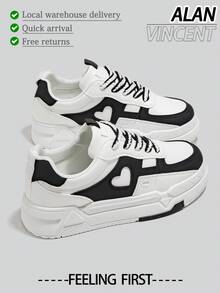 Alan Vincent[Local Delivery][Quick Arrival]New Shoes For Women Lace-Up Flat-Soled Outdoor Comfortable Sneakers Fashionable Casual Splicing Love White Shoes Black And White Student Shoes Women Flat Shoes Box Packaging - 黑與白 - 查看 1