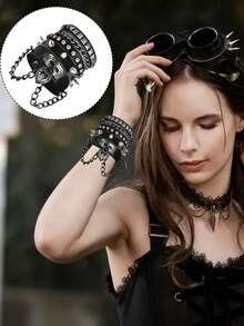 一套朋克摇滚铆钉骷髅星形手链，尖刺铆钉带手链，PU皮革手镯，机车链条手链，男女通用，80年代90年代腕带链条手链，黑色哥特蒸汽朋克风格，可调节，男女皆宜的时尚复古配饰，万圣节派对礼物