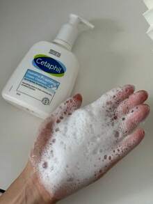 Cetaphil 118毫升/4盎司温和洁面霜，保湿温和，适用于干性至中性敏感肌肤，无香精，无皂基，不产生泡沫 - 白色 - 查看 3