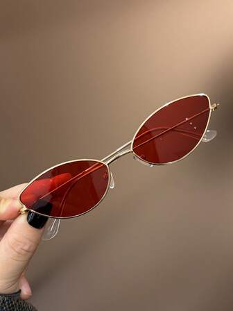 1 pieza Gafas de moda para niños con montura metálica pequeña y estilo retro de ojo de gato, con lentes rojos y versátiles, adecuadas para adolescentes, para fiestas, viajes al aire libre, vacaciones en la playa, accesorios de fotografía y decoración diaria de atuendos.