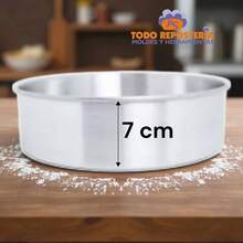 Molde Redondo de Aluminio Resistente Para hornear De 35 Cm De Diametro. Ideal para Pasteles, Flanes, Gelatinas, Banques, etc.. - Plateado - Ver 2