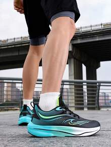 （已售出1000+）Milikuyou 男士马拉松跑鞋、休闲运动鞋、男士竞技篮球鞋、男士运动鞋、户外运动鞋、公路跑鞋、健身训练鞋、徒步鞋，轻便、百搭、时尚休闲鞋，爆米花鞋底，高弹性提升速度，MD+橡胶+碳板，不易疲劳，符合人体工学设计，碳板传感器鞋，男士通勤鞋，多场景适用，适合日常穿着，长跑、短跑、休闲跑、速度训练，是学生或男士的理想礼物，颜色鲜艳，尺码37-48（不规则手绘鞋底，不对称图案） - 黑月色 - 查看 10