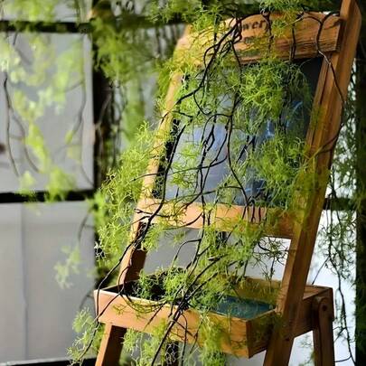 51in Artificial Hanging Green Plant, Featuring Green Slender Branches In A Naturally Drooping Style With Delicate And Realistic Leaves. Maintains A Fresh Green Appearance Long-Term. Suitable For Hanging Decoration In Living Rooms And Balconies, Soft Furnishings In Cafes And Vacation Rentals, Forest-Themed Wedding Backdrop Arrangements