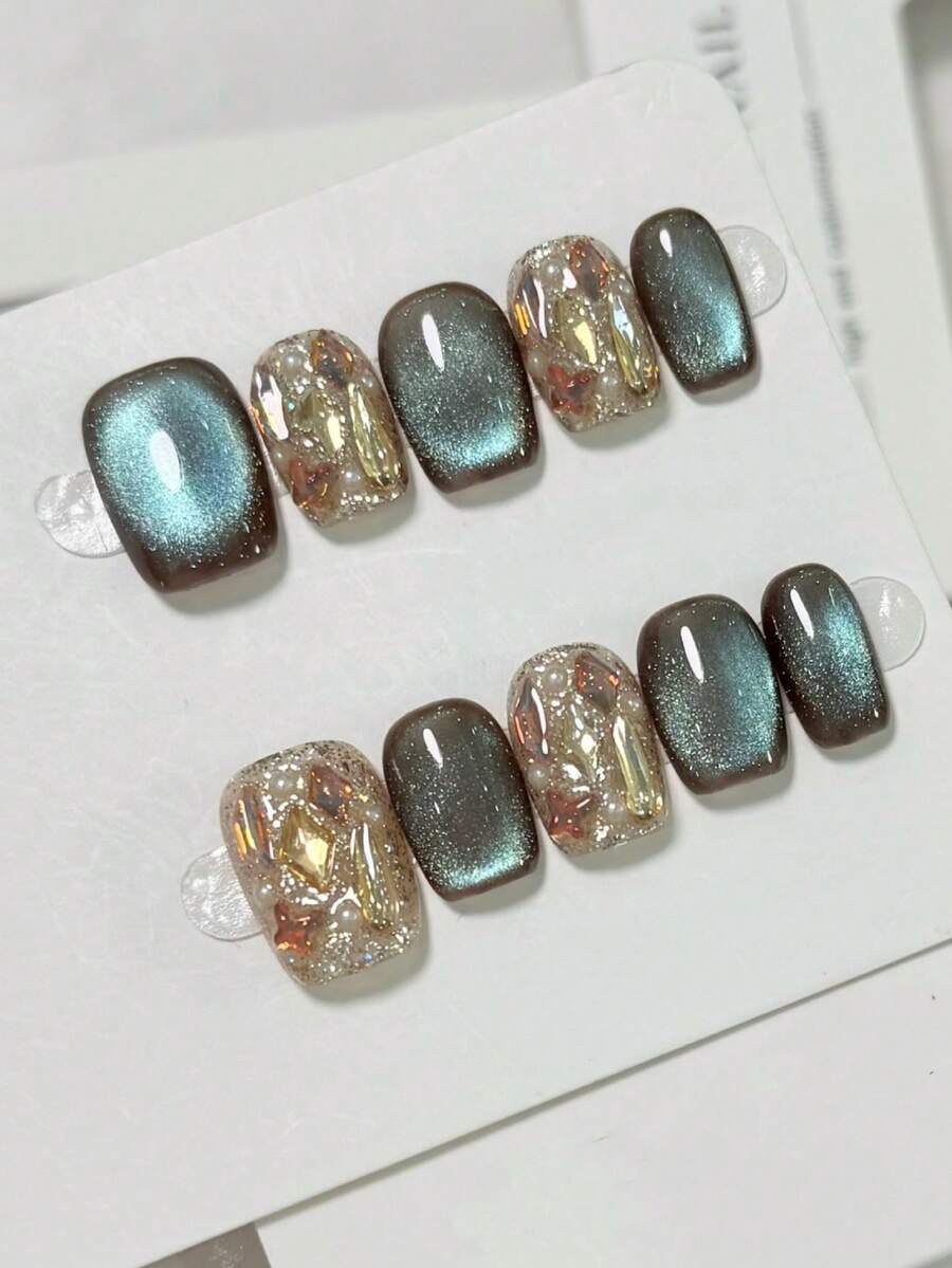 10片蓝绿色猫眼珍珠水钻按压式短方形假指甲，秋冬新款，简约纯色，优雅迷人。适合女性和女孩。附赠收纳盒。手工按压式美甲用品