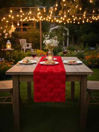 Bandera de mesa decorativa para el Día de San Valentín - Mantel rojo con diseño de amor, adecuado para bodas, fiestas de compromiso, decoración del Día de San Valentín en el hogar, decoración romántica con bandera de mesa con forma de corazón disponible en dos especificaciones