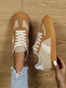 Women's Flat Casual Sneakers, Light Brown Color-Blocked Rubber Sole Sneakers, No Print, Lace-Up Style, Suitable For Both Men And Women As Couple Shoes, Outdoor Hiking Casual Shoes, Ideal For Holiday Gifts - Light Brown - View 1