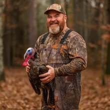 NEW VIEW Insulated Hunting Bibs For Men, Silent Camo Bibs With Fleece Lining, Water-Resistant Winter Hunting Overalls