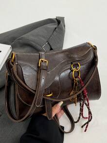 1 Bolsa de Ombro Feminina Retrô Assimétrica Decorativa, Bolsa Transversal Versátil em PU com Pingente de Acessório - Castanho - Ver 5