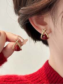 1 Pair Retro Red Criss-Cross Earrings, Stylish & Versatile Earrings Suitable For Christmas, New Year, And Daily Wear - Red - View 2