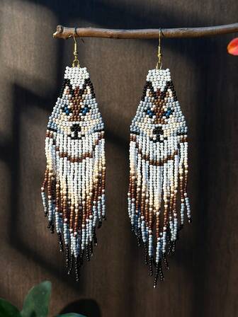Pendientes largos de borlas con cuentas estilo bohemio vintage hechos a mano con diseño de lobo, accesorios de moda con ganchos de pendientes de cuentas de vidrio, adecuados para uso diario y como regalo, pendientes de animales únicos