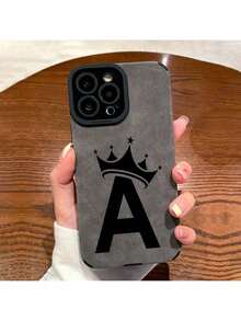 Funda de Teléfono con Patrón de Letra A Corona para iPhone 16 16Pro 16Pro Max 16 Plus 15Plus XS XS Max resistente a impactos cuero sintético duradero cubierta hermosa y elegante protector de smartphone navidad - Gris - Ver 1