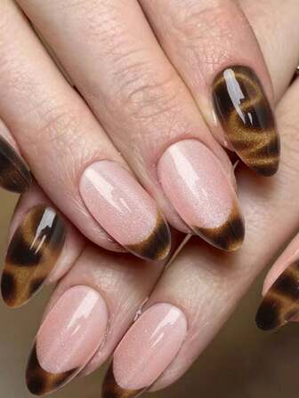 24片豹纹猫眼法式美甲贴片，包含果冻胶和指甲锉。简约奢华风格，可重复使用的粘性美甲贴片，适合派对、婚礼和日常佩戴，是美甲装饰、美甲设计、按压式美甲的理想之选，高品质美甲贴片和贴纸。