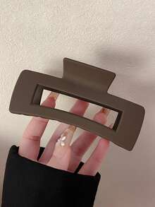 4pcs/1pc Women's Brown Square, Butterfly, Wavy Plastic Hair Clips, Fashion Versatile High-End Elegant Simple Solid Color Hair Claws, Suitable For Daily Outing, Casual, Party, Commute, Vacation, Ponytail, Bun, Face Washing, Makeup, Outfit Matching Women Hair Accessories Casual Hair Clutch - Brown - View 8