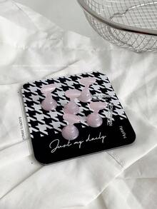 Set de decoraciones de arte de uñas con patrón de tablero de ajedrez 3D - Incluye bases cuadradas y ovaladas en negro y blanco, piezas de ajedrez metálicas de colores para manualidades, arte de uñas, props de fotografía y accesorios de uñas