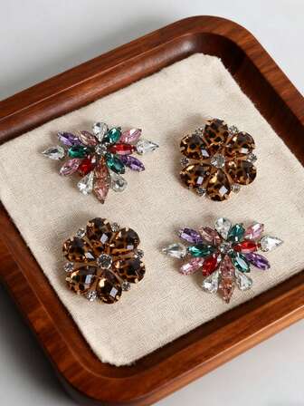 1 Set (4pcs) Multi-Color Artificial Crystal Leopard Print Metal Inlaid Decorations, Fashionable, Exquisite, Classic, Cute DIY High Heels Decor, Suitable For Elegant Sexy Ladies' Date Shoes, Boots, Sneakers, Fashion Brooch Clips, Bag Clips, Home Decor, Multi-Purpose Decorations