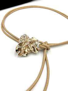 Thin Rope Belt With Geometric Flower Buckle. - 米色 - 查看 2