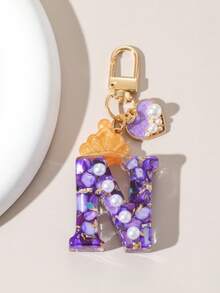 1pc Resin Initial Keychain With Crown & Pearl Pendant, Gift For Women - Letter Initial Keychain With Lobster Clasp, Suitable For Handbag, Backpack, Car Keys Decor, Halloween, School, Car Accessories, Cute Gothic Y2K