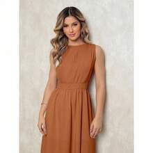 Elegant Women's Dress With A Defined Waist - Sleeveless, Discreet Neckline And Flowing Skirt For Formal Or Casual Occasions. - 棕色 - 查看 2