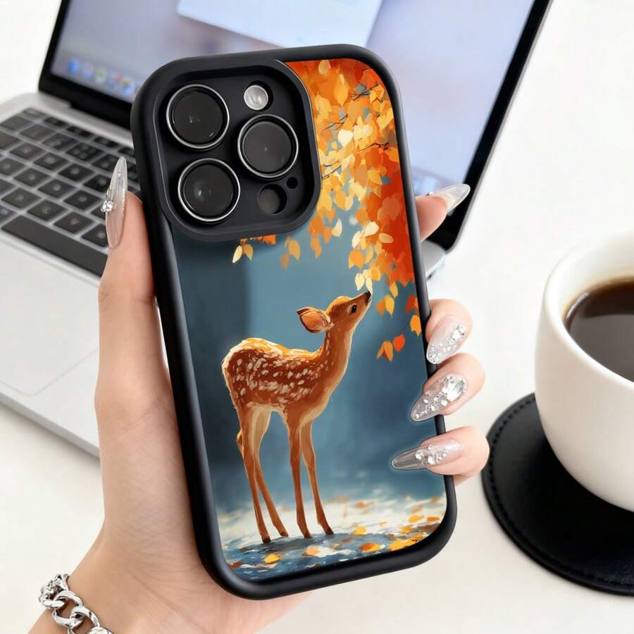 Cubierta de telefono con diseño de ciervo bebé en otoño color negro con estampado de hojas caídas y ciervo joven para uso diario y trabajo - Negro - Ver 1