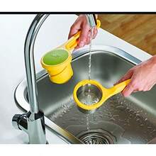 Joseph Joseph Helix Garlic Press And Citrus Juicer Ergonomic TwistAction Hand Press Stainless Steel Set Green And Yellow For Kitchen Use Efficient Garlic Squeezing And Fresh Citrus Juicing With NonStick Coating And Easy To Clean Design - 綠黃 - 查看 7