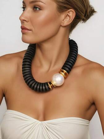 Collar gargantilla con contraste negro-dorado y perlas falsas, collar de cuentas exagerado de diseño exclusivo, accesorio de estilo de oficina personalizado