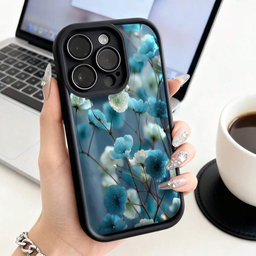 Cubierta de teléfono con borde negro y diseño floral azul claro para iPhone 14 Pro Max estilo elegante para uso diario en oficina o hogar - Negro - Ver 1
