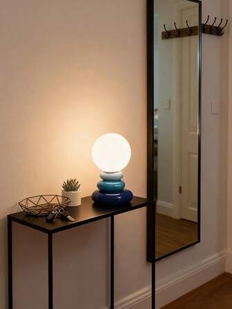 1pc Elegant Moon Light Lamp With USB Power. A Versatile And Decorative Accent For Your Nightstand, Home Office, Or Living Space. An Ideal Gift For Holidays Like Valentine's Day And Eid.