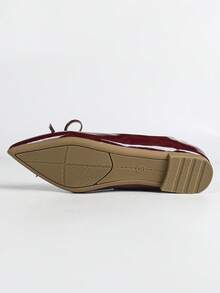 Bailarinas de punta retro de cuero suave con suela blanda y bloque de color, versátiles y adecuadas para vestidos, para todas las estaciones - Burdeos - Ver 11