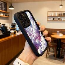 Cubierta de telefono con borde negro y diseño de nubes rosadas y blancas para iPhone 14 Pro Max estilo casual para uso diario en cafeterias y salones Aplicable a los teléfonos de la serie Apple y Galaxy - Negro - Ver 6