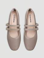 รองเท้า