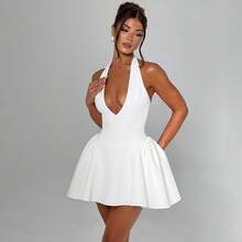 Sexy Deep V Neck Halter Dress Summer New Solid Color Sleeveless Waist Slimming Dress - 白色 - 查看 10