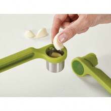 Joseph Joseph Helix Garlic Press And Citrus Juicer Ergonomic TwistAction Hand Press Stainless Steel Set Green And Yellow For Kitchen Use Efficient Garlic Squeezing And Fresh Citrus Juicing With NonStick Coating And Easy To Clean Design - 綠黃 - 查看 4