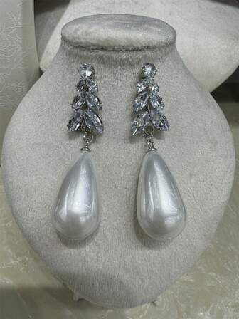 Pendientes con forma de hoja de plata, cristal y perla en forma de lágrima