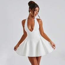 Sexy Deep V Neck Halter Dress Summer New Solid Color Sleeveless Waist Slimming Dress - 白色 - 查看 4