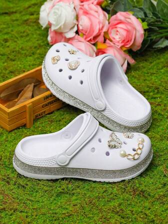 HOEASE Girls' Lightweight EVA Clogs - Non-Slip Soft Sole, Breathable Summer Beach & Garden Shoes For Boys & Girls, Shining Rhinestone Decoration Design, All Season Footwear