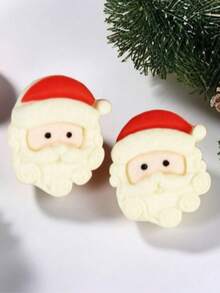 A Fashionable And Exquisite New Christmas Santa Claus Earring Suitable For Ladies To Wear As A Christmas Gift