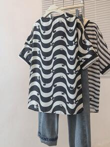 YUXIN Women's Black White Cat Print Wavy Stripe Blouse - V-Neck Red Accent Batwing Sleeve Loose Casual Top - Black - View 1