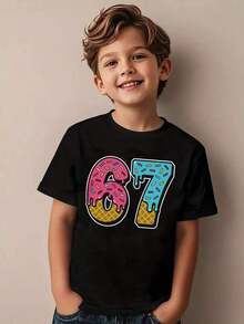 Young Boy's 67 Funny Six Seven Meme Alpha Slang Funny Italian Brainrot Graphic T-Shirt - 100% Regular Fit Crew Neck Short Sleeve With On Hand Gesture & 67 Number Design - Everyday Summer Outfits, Parties & Social Gatherings - Funny Meme Apparel Young Boys T-Shirts,Christmas, Thanksgiving, Children's Pure Cotton Tops, 67 Shirt - 2 - 查看 1