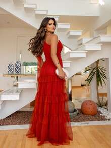 Lightweight And Flowing Fabric With A Perfect, Elegant Drape. Suitable For Parties, Asymmetrical Design, Ruffled Hem, And Layered Details. Perfect For A Wedding Or Beach Wedding. - 紅陶 - 查看 2