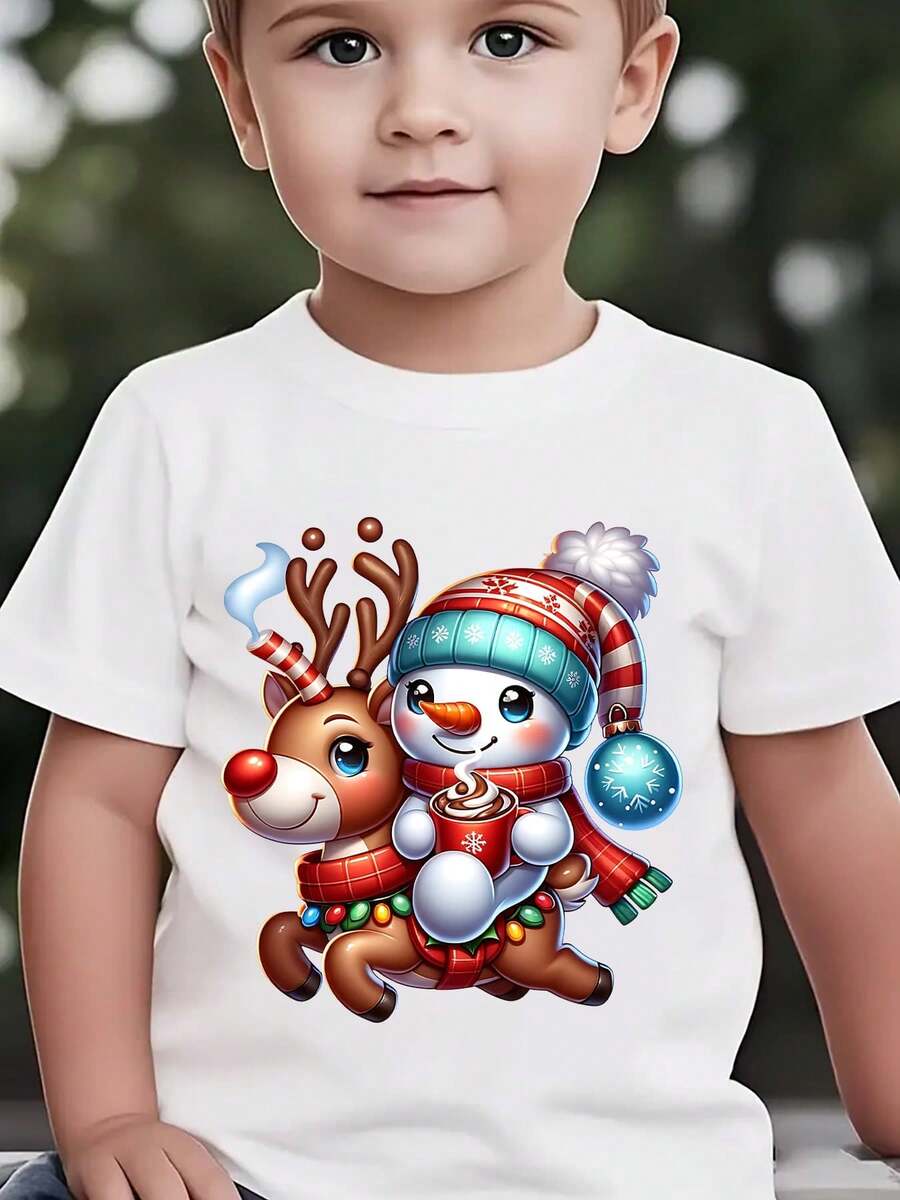 Camiseta De Manga Corta Para Niño, Navidad Y Verano - Estampado Festivo De Dibujos Animados De Muñeco De Nieve Y Renos Con Gorros De Papá Noel, Bufandas Y Decoraciones Navideñas, Top Casual De Cuello Redondo Verde Neón Vibrante Para Juegos Al Aire Libre, Camisetas De Navidad, Ropa Infantil Divertida - Blanco - Ver 1