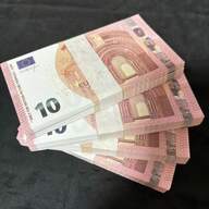 1 set van 3 cm * 1,5 cm miniatuur papieren bord 50 euro en 1 verpakking voor 100 vellen papier van normaal formaat 5 € / 10 € / 20 € / 50 € / 100 € / 200 € / 500 €, 5/10/20/50/100/200/500 euro nieuwjaarsdecoratie proppapier, 10 euro nieuwjaarscadeaus, euro's Valentijnsdagboeket proppapier, vakantiecadeaus, feest proppapier, film- en televisie proppapier, schiet proppapier, alleen Europees proppapier is het beste proppapier om rijkdom te tonen